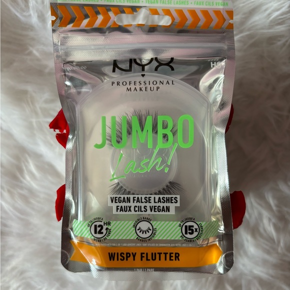 NYX JUMBO LASH WISPY FLUTTER FALSE LASHES - Picture 3 of 5